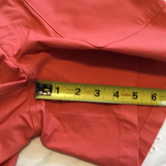 North Face Shorts NWT.  -1 - Picture 4 of 5